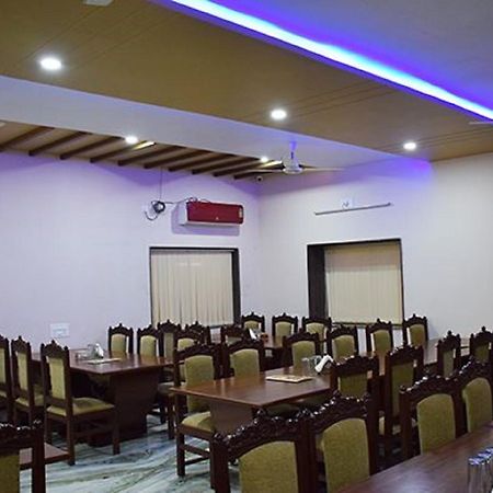Hotel Amar Palace Ābu Road Extérieur photo