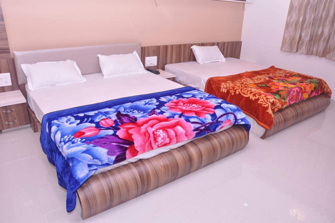 Hotel Amar Palace Ābu Road Extérieur photo