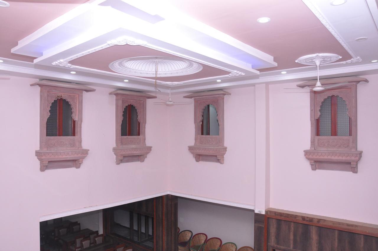Hotel Amar Palace Ābu Road Extérieur photo